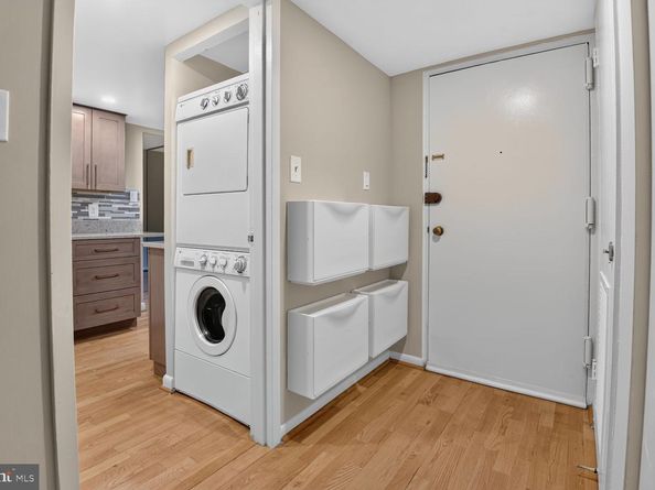 1534 Northgate Square 11C, Reston VA 20190