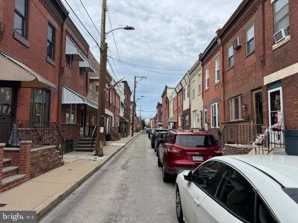 2425 S Rosewood Street, Philadelphia PA 19145