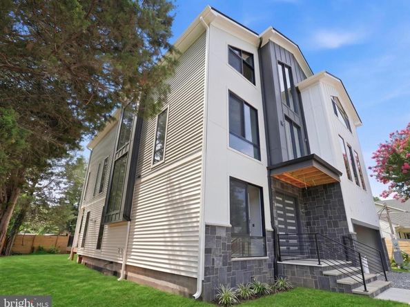 6931 Oak Ridge Road, Falls Church VA 22042