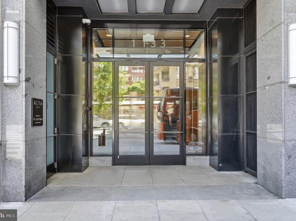 1133 14TH Street NW 706, Washington DC 20005