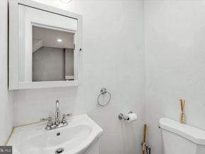 2504 Manton Street, Philadelphia PA 19146