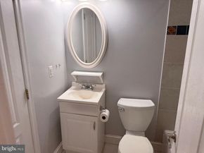 1840 D Street NE 4, Washington DC 20002