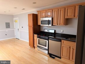 1840 D Street NE 4, Washington DC 20002