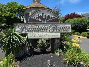 77 Bonnie Gellman Court D77, Philadelphia PA 19114