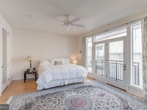 800 S 19TH Street, Philadelphia PA 19146