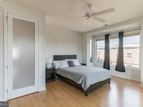 800 S 19TH Street, Philadelphia PA 19146