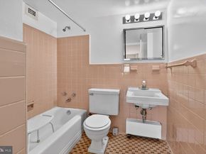 4600 Connecticut Avenue NW 701, Washington DC 20008
