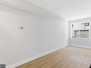1511 W Flora Street, Philadelphia PA 19121