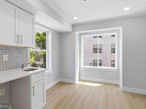 1511 W Flora Street, Philadelphia PA 19121