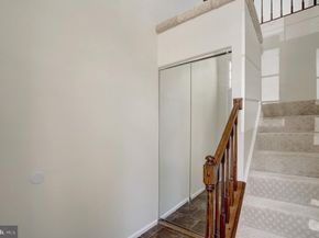 3152 Covewood Court N, Falls Church VA 22042
