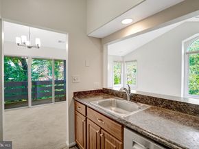 3152 Covewood Court N, Falls Church VA 22042