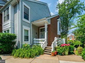 3152 Covewood Court N, Falls Church VA 22042