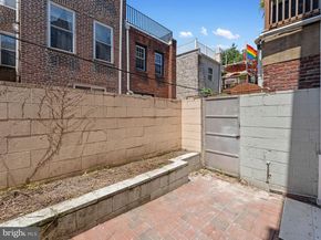 906 S Fairhill Street, Philadelphia PA 19147