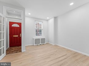 906 S Fairhill Street, Philadelphia PA 19147