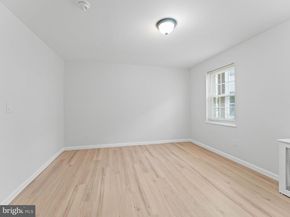 906 S Fairhill Street, Philadelphia PA 19147