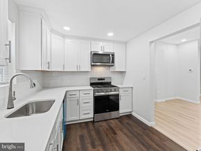 906 S Fairhill Street, Philadelphia PA 19147