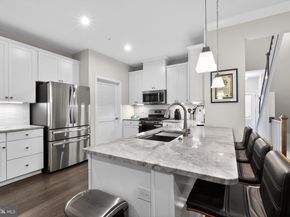 53 Griffin Way, Yardley PA 19067