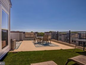 2127 Glacier Road 86, Herndon VA 20170