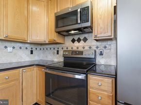 6475 Cheyenne Drive 301, Alexandria VA 22312