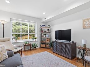 162 Golf Club Drive, Langhorne PA 19047