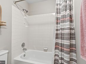 162 Golf Club Drive, Langhorne PA 19047