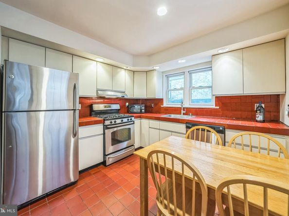 218 S Delhi Street, Philadelphia PA 19107