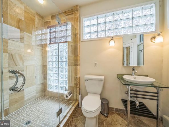 218 S Delhi Street, Philadelphia PA 19107