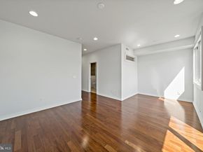 821 N 4TH Street, Philadelphia PA 19123