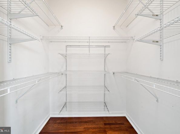 821 N 4TH Street, Philadelphia PA 19123