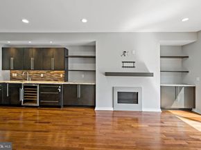 821 N 4TH Street, Philadelphia PA 19123