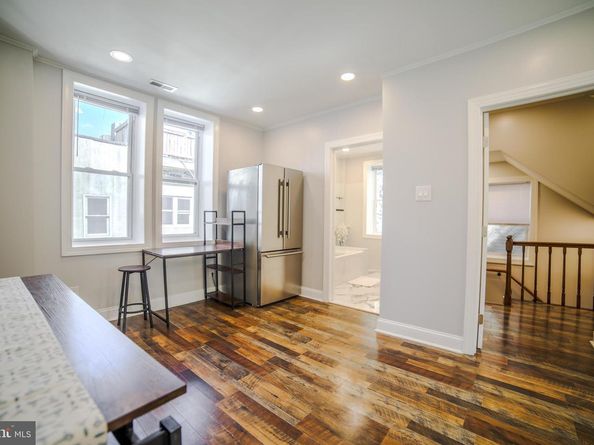 1037 Bainbridge Street, Philadelphia PA 19147
