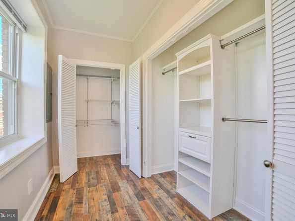 1037 Bainbridge Street, Philadelphia PA 19147