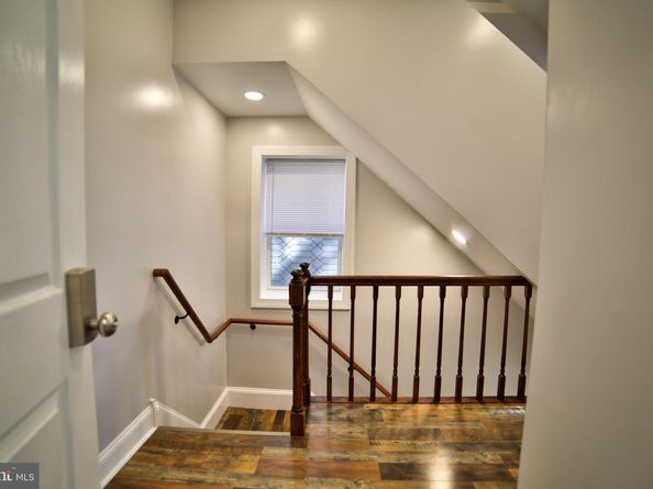1037 Bainbridge Street, Philadelphia PA 19147