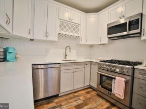 1037 Bainbridge Street, Philadelphia PA 19147