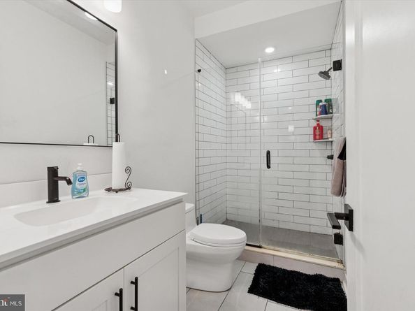 22 E Rittenhouse Street, Philadelphia PA 19144
