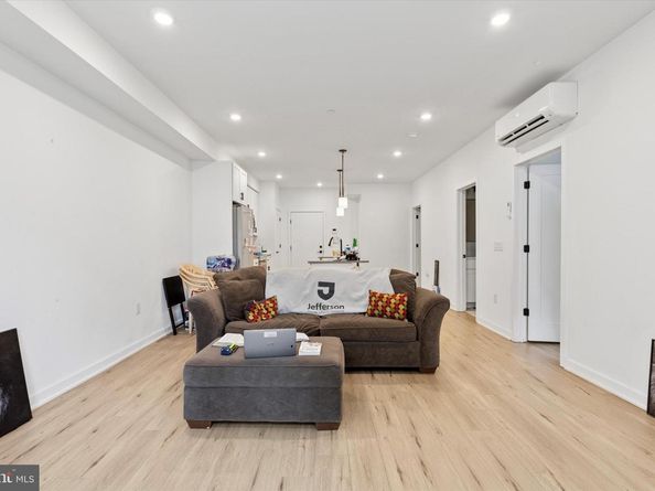 22 E Rittenhouse Street, Philadelphia PA 19144