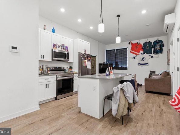 22 E Rittenhouse Street, Philadelphia PA 19144