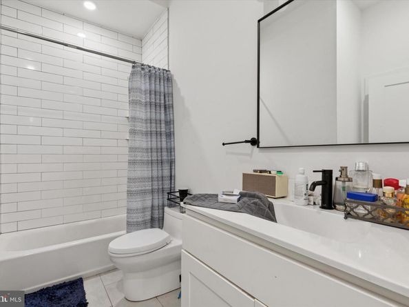 22 E Rittenhouse Street, Philadelphia PA 19144