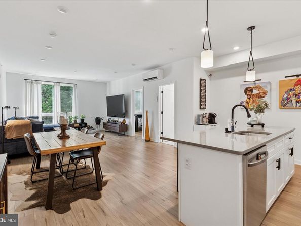 22 E Rittenhouse Street, Philadelphia PA 19144