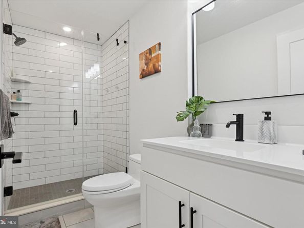 22 E Rittenhouse Street, Philadelphia PA 19144