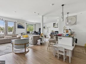 22 E Rittenhouse Street, Philadelphia PA 19144