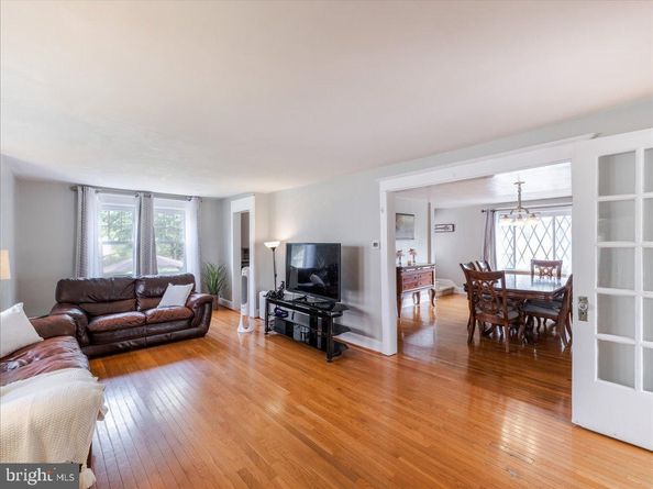 1086 Edge Hill Road, Abington PA 19001