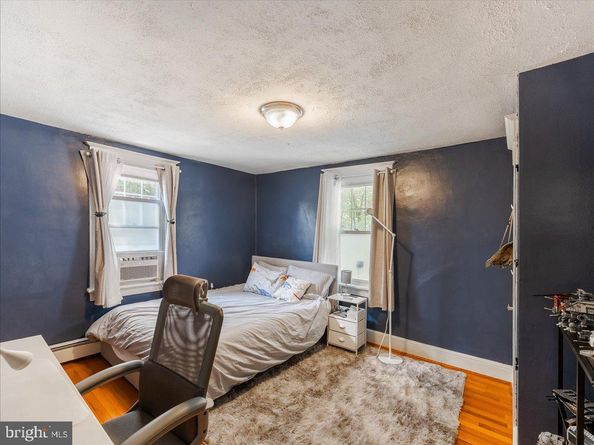 1086 Edge Hill Road, Abington PA 19001