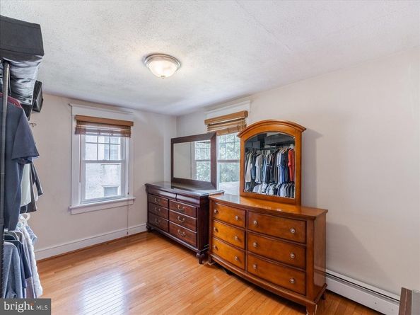 1086 Edge Hill Road, Abington PA 19001