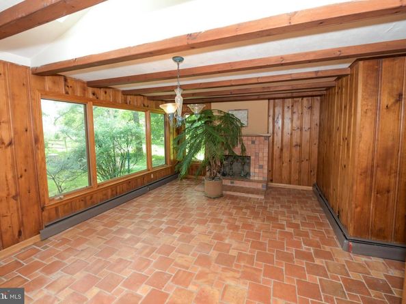 4697 Smith Road, Furlong PA 18925