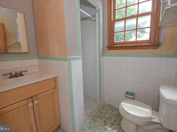 4697 Smith Road, Furlong PA 18925