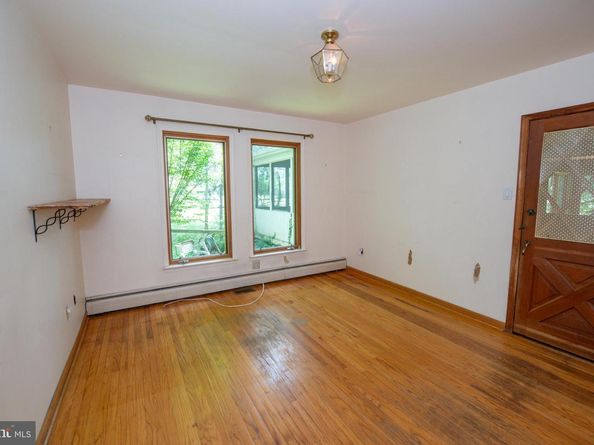 4697 Smith Road, Furlong PA 18925