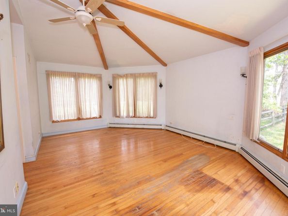 4697 Smith Road, Furlong PA 18925