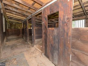 4697 Smith Road, Furlong PA 18925
