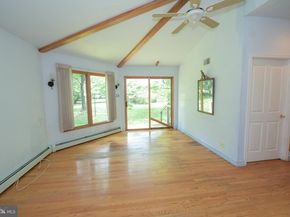 4697 Smith Road, Furlong PA 18925